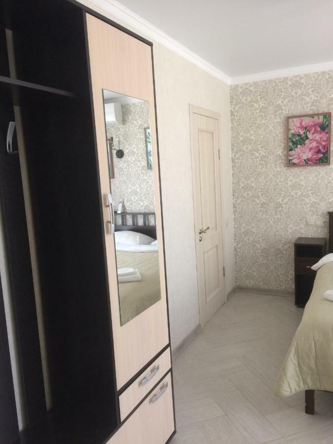 بيزوندا Guest House Гости المظهر الخارجي الصورة